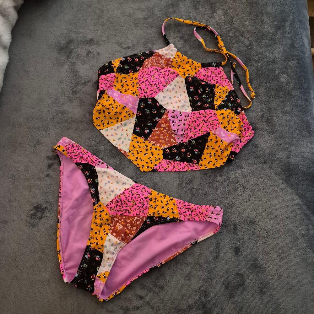 NoBo Retro Patchwork Floral Handkerchief Halter Bikini Swimsuit Set L